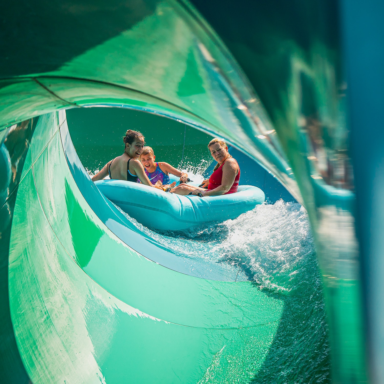 tube, glissade d'eau, vert, bleu, turquoise, plaisir, parc aquatique