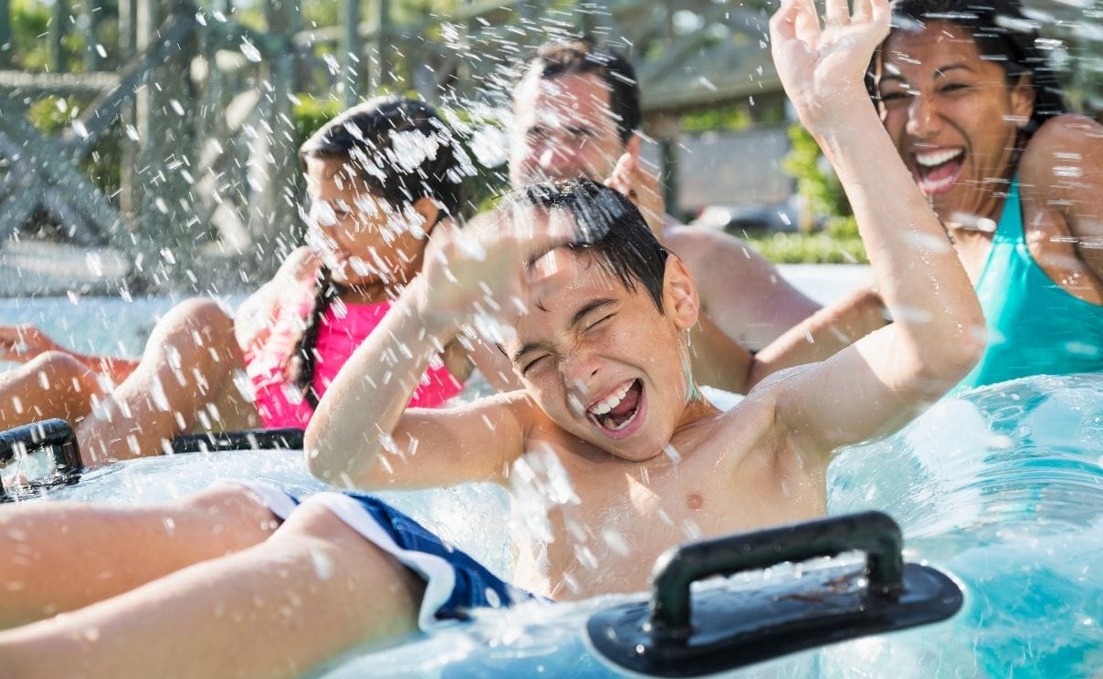 Super Aqua Club - Water Park Checklist Plan the Perfect Day (1)